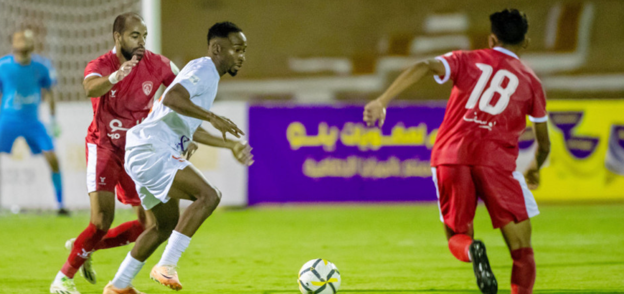 الزلفي والعربي يتعادلان سلبيًا في الجولة الأولى من دوري يلو